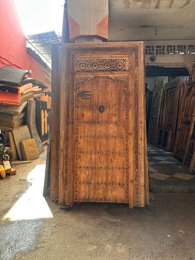 Puertas arabes de madera tallada