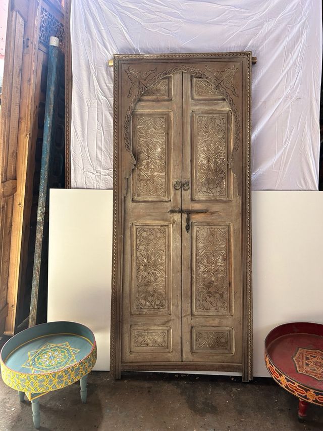 Puertas arabes de madera tallada