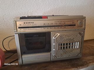 Radio Cassette Sanyo M-Z30F