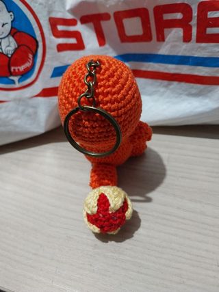 Portachiavi Charmander all'uncinetto