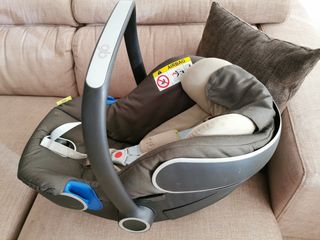 Silla de coche recién nacidos GB Idan
