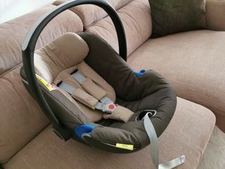 Silla de coche recién nacidos GB Idan
