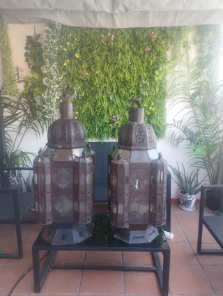 2 Faroles marroquíes grandes 
110 ctm