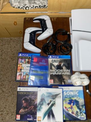 PS5 (PlayStation 5) Blanca - 2 mandos