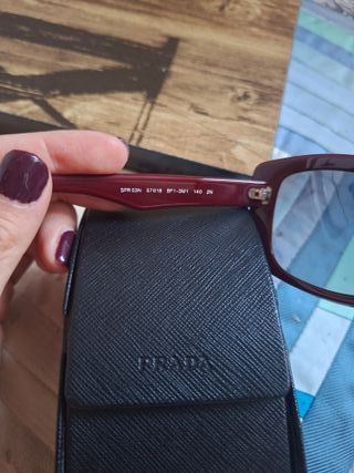 occhiali da sole Prada rosso bordeaux originali 