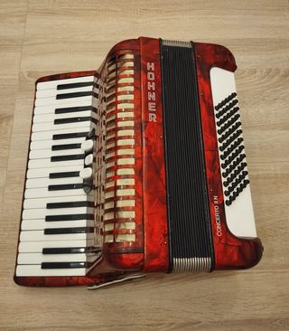 Acordeón Hohner Concerto II N 72