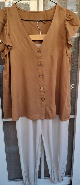 Conjunto blusa+pantalón marrón y beige