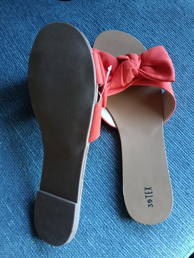 Sandalias rojas talla 39