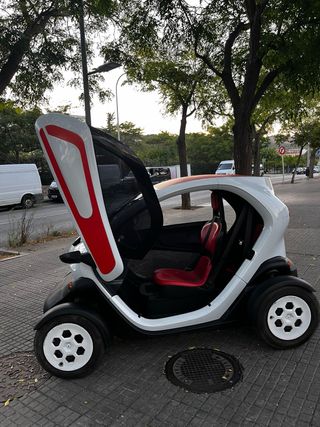 Renault Twizy 80
