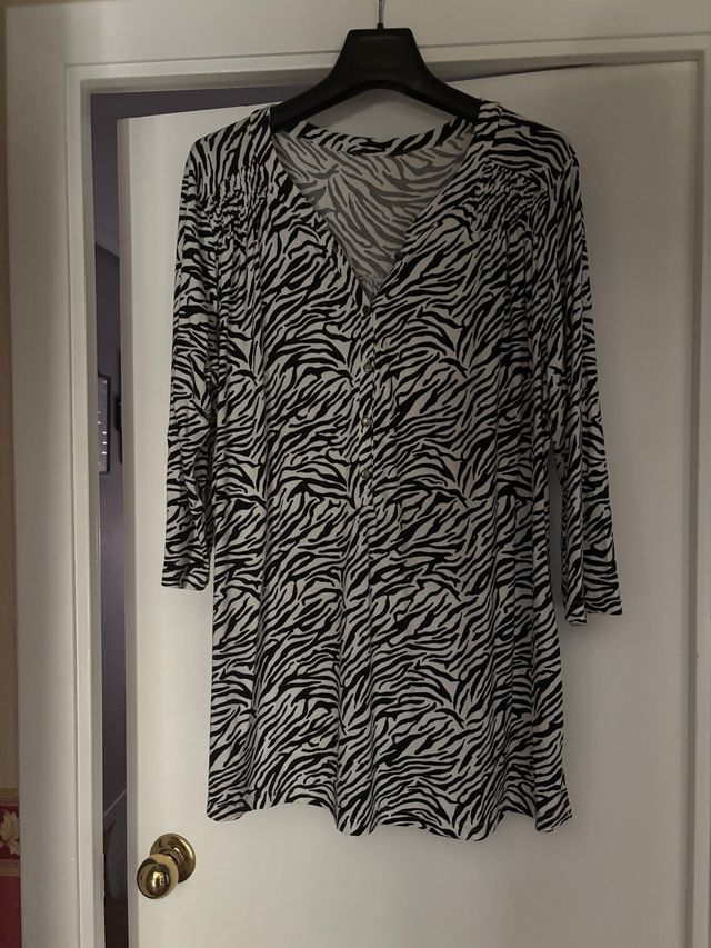 Blusa cebra manga 3/4