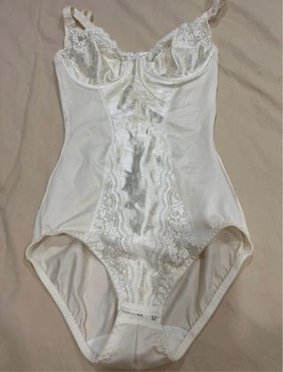 Body beige/blanco talla 40-42