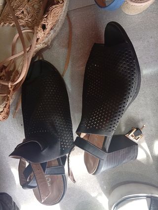 5 pares zapatos señora 39 variados