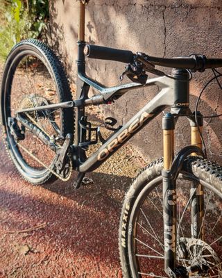 Orbea Oiz m10 2023 MTB L Kashima