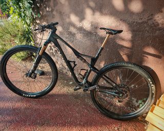 Orbea Oiz m10 2023 MTB L Kashima