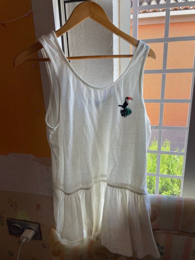 Camiseta blanca tucán