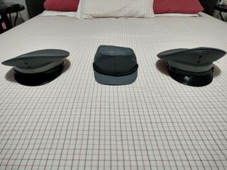 Cappelli per divise, costumi cinematografici, teat