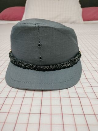 Cappelli per divise, costumi cinematografici, teat