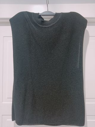 Jersey negro sin mangas