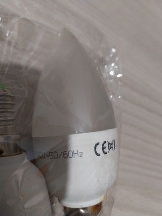2 Lampadine FELIZ C37 7W 525lm