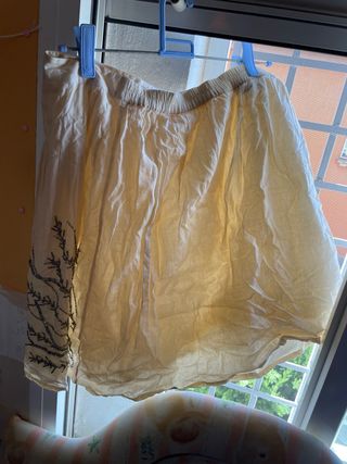 Falda blanca bordada - beige