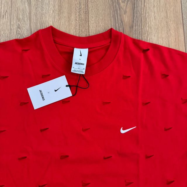 Camiseta Nike x Jacquemus