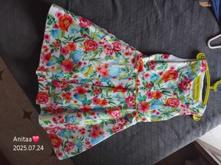 Ropa niña 3€ por unidad 