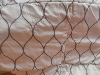 Edredón reversible blanco y gris