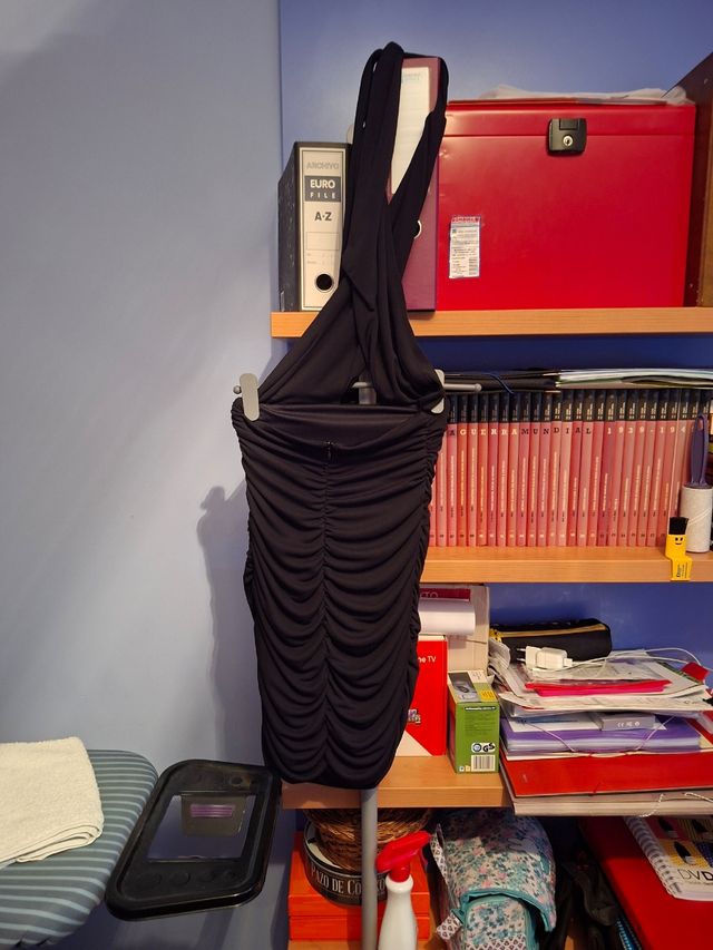 Abito sexy di Zara. Tubo superiore