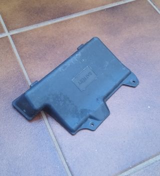 Tapa Batería Piaggio Zip