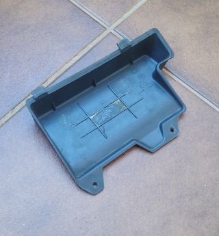 Tapa Batería Piaggio Zip