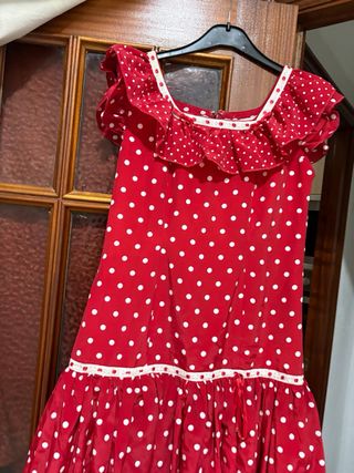 Bata rociera lunares roja