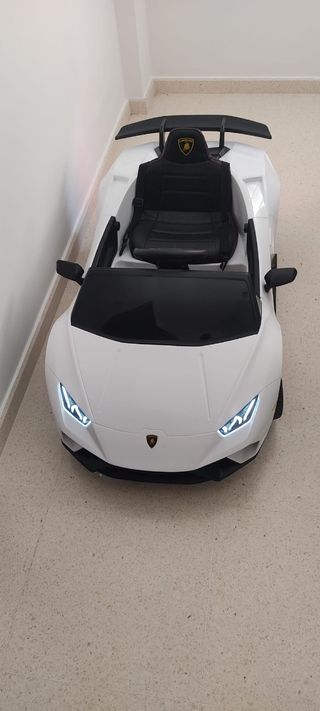 Coche a batería Lamborghini 