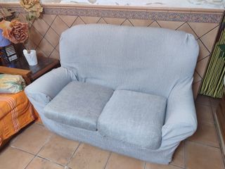 Sofá tresillo 2 plazas. Ragalo funda Gris