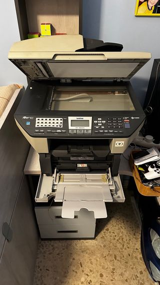 Brother MFC-8860DN Impresora Multifunción