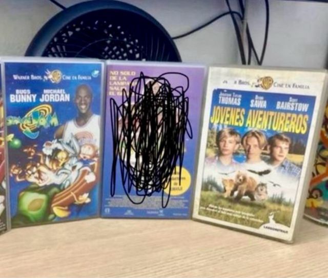 VHS: 4 pelis Indiana Jones,etc...