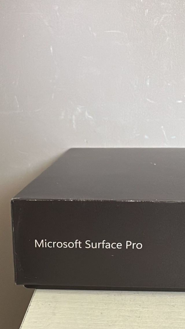 Microsoft Surface Pro - Gris Oscuro