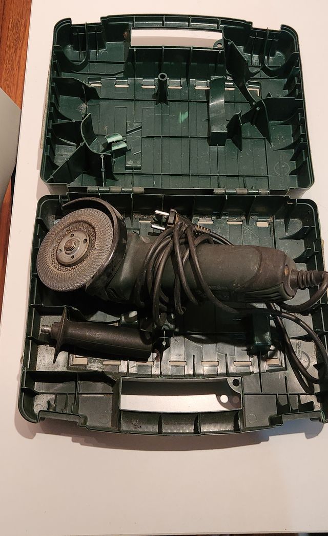 Amoladora Bosch PWS 700-115