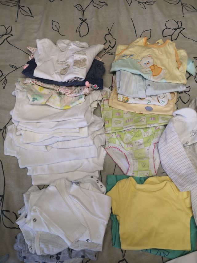 Ropa bebé recién nacido (0-6 meses o más )