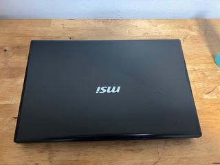 Portátil MSI - Ordenador Portátil