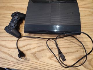PS3 (PlayStation 3) + 3 juegos