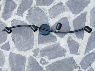 Lampadario a 4 faretti in metallo nero