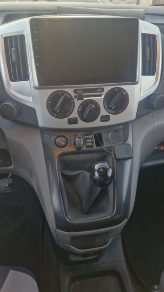 Nissan NV200 2017