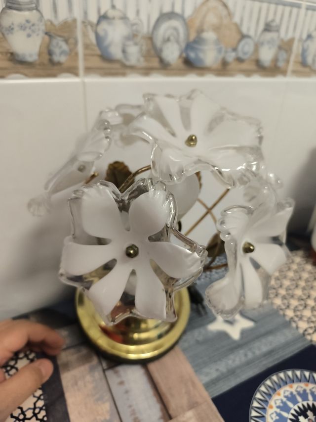 Lámpara mesa flores cristal