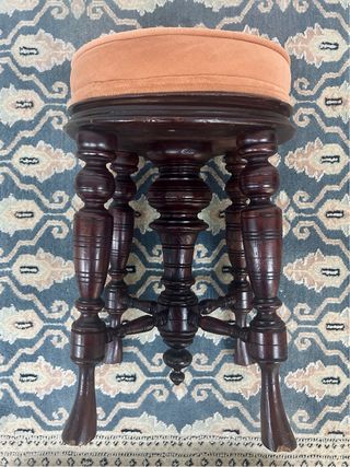 Taburete antiguo piano/tocador