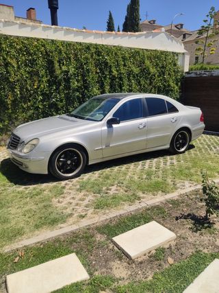 Mercedes-Benz Clase E 2004