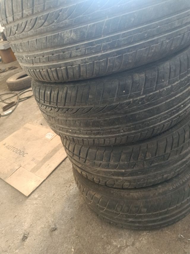 4 Neumáticos usados