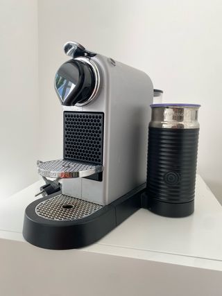 Cafetera Nespresso CityZ Platinum&milkD Stainless
