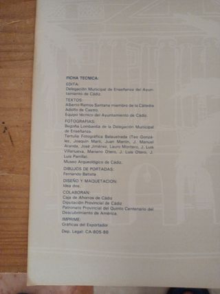 Álbum Cromos Cádiz 3000 años historia