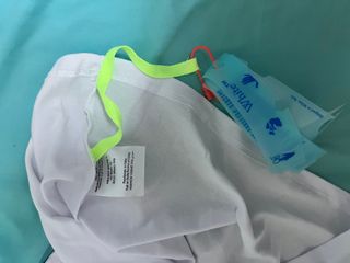 Camiseta Off-White c/estampado