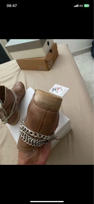 Stivali Hodea Marroni con Catena